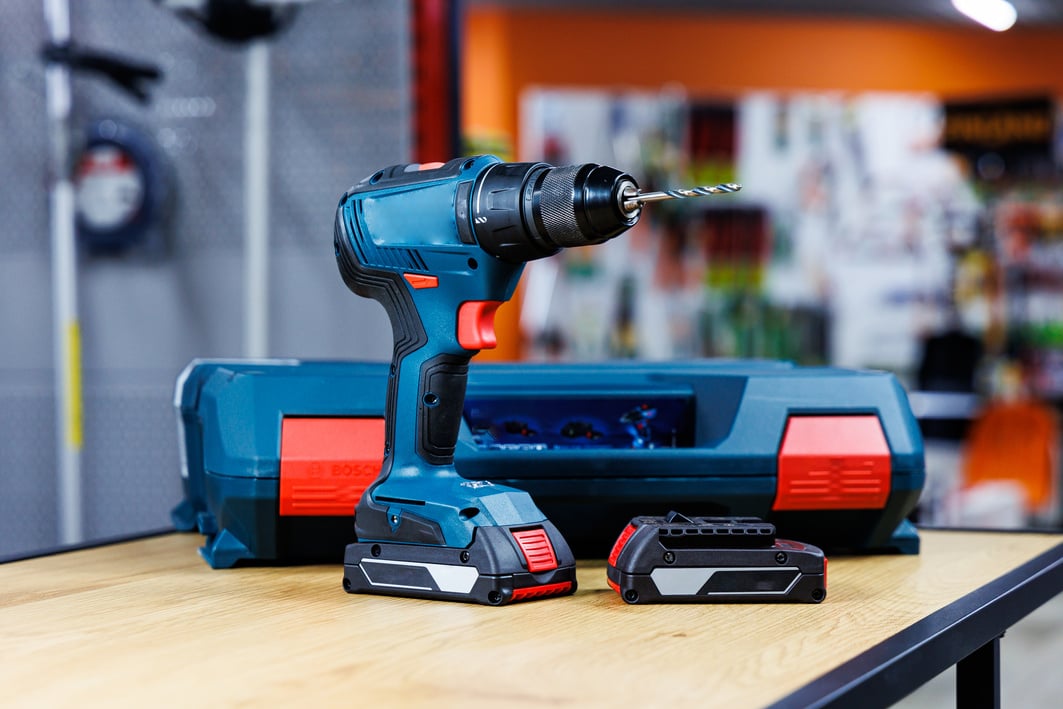 Power tools for construction work, tools for construction work